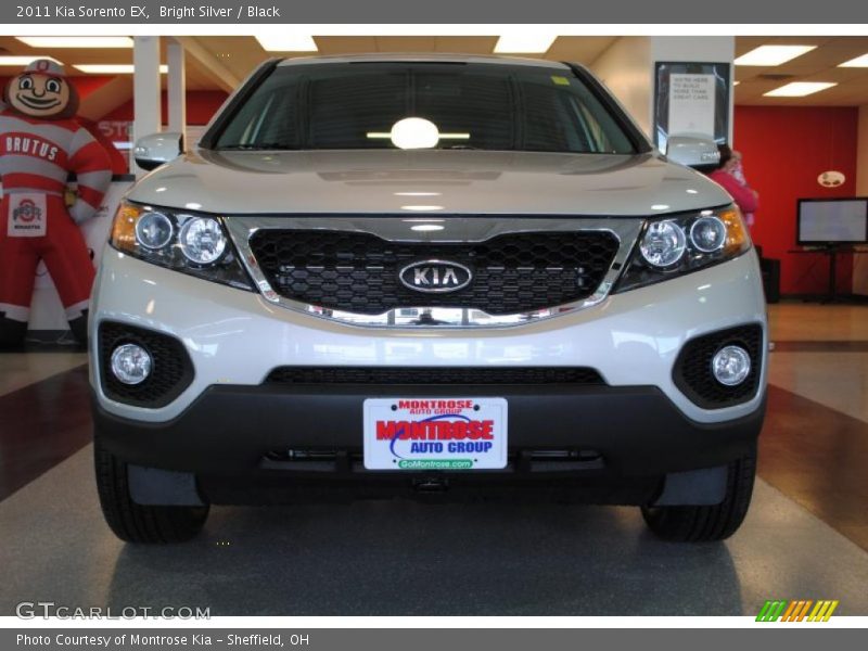 Bright Silver / Black 2011 Kia Sorento EX