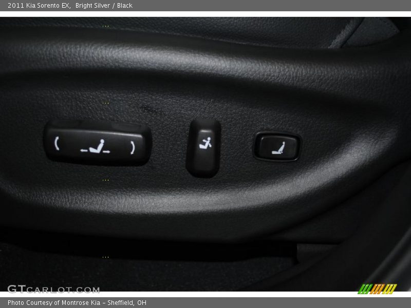 Bright Silver / Black 2011 Kia Sorento EX