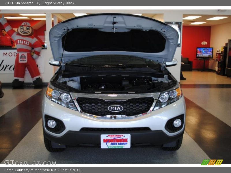 Bright Silver / Black 2011 Kia Sorento EX