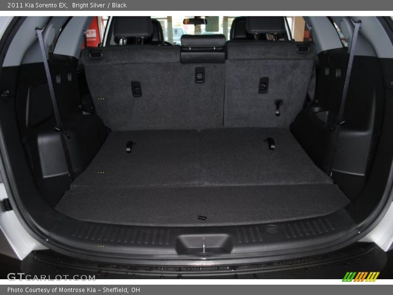 Bright Silver / Black 2011 Kia Sorento EX