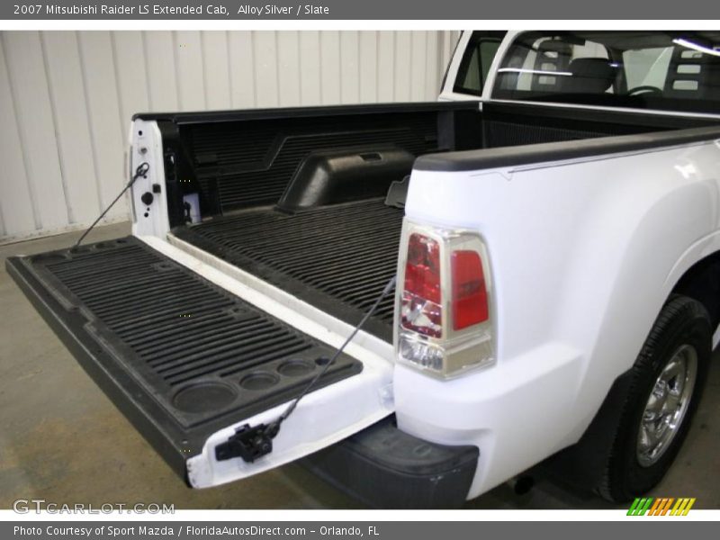 Alloy Silver / Slate 2007 Mitsubishi Raider LS Extended Cab