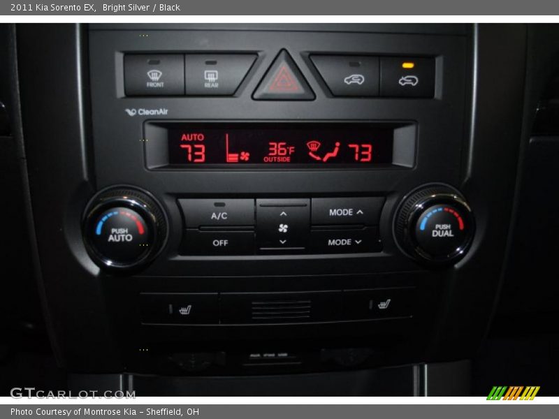 Bright Silver / Black 2011 Kia Sorento EX