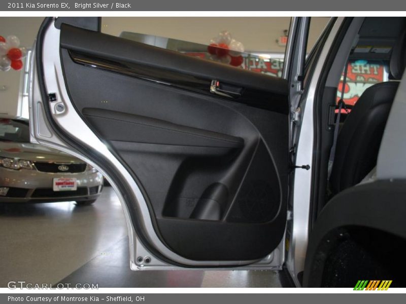 Bright Silver / Black 2011 Kia Sorento EX