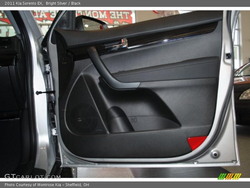 Bright Silver / Black 2011 Kia Sorento EX