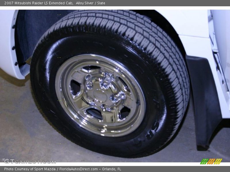 Alloy Silver / Slate 2007 Mitsubishi Raider LS Extended Cab
