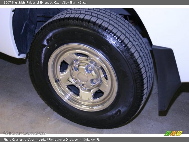 Alloy Silver / Slate 2007 Mitsubishi Raider LS Extended Cab