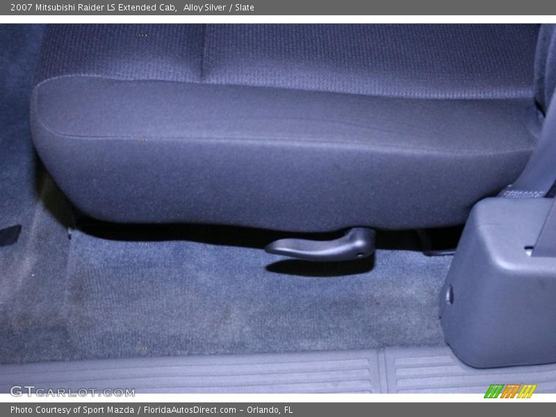 Alloy Silver / Slate 2007 Mitsubishi Raider LS Extended Cab