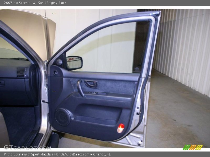 Sand Beige / Black 2007 Kia Sorento LX