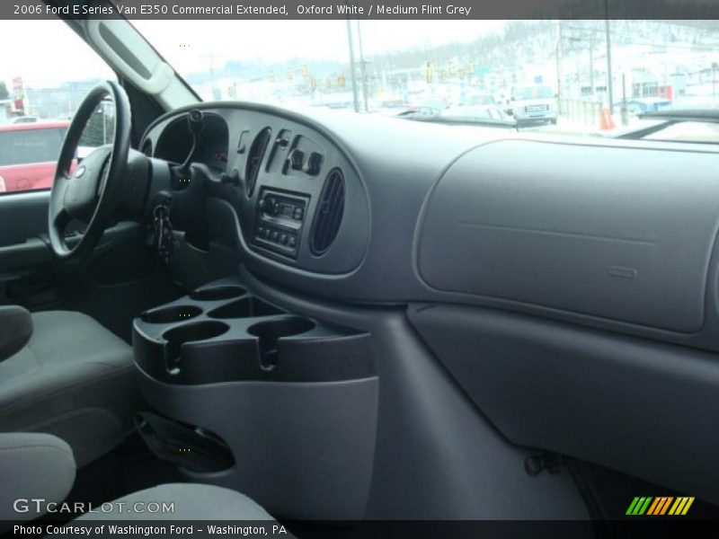 Oxford White / Medium Flint Grey 2006 Ford E Series Van E350 Commercial Extended