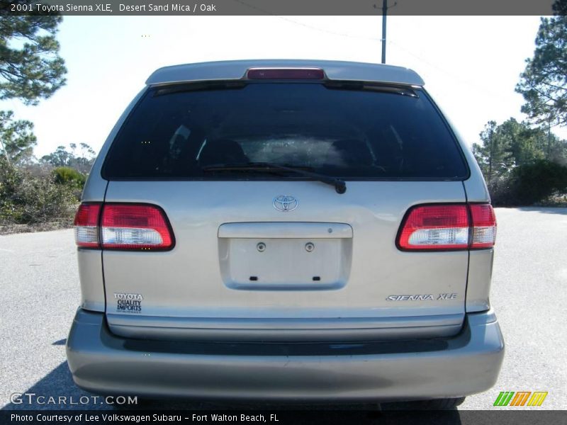 Desert Sand Mica / Oak 2001 Toyota Sienna XLE