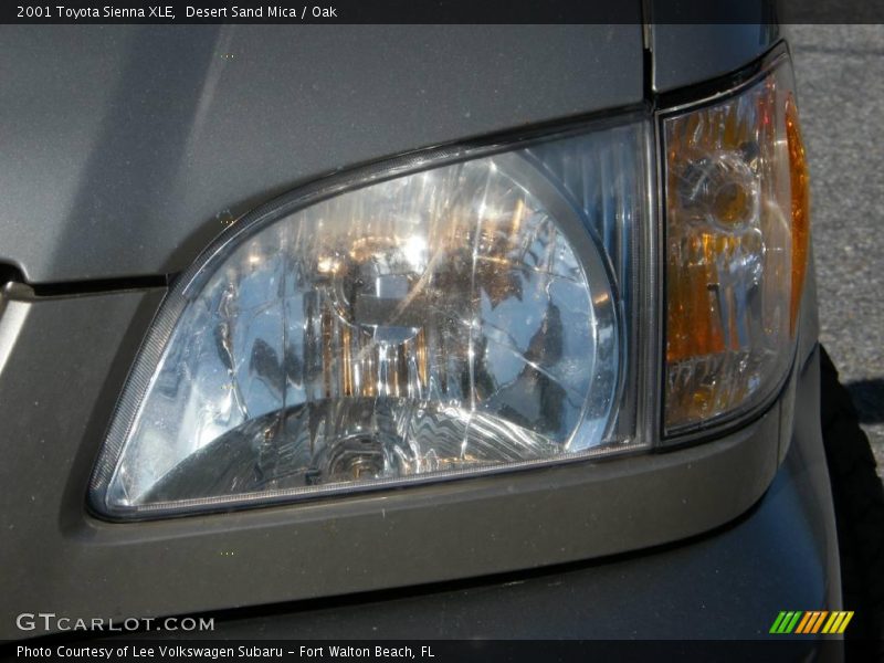 Desert Sand Mica / Oak 2001 Toyota Sienna XLE
