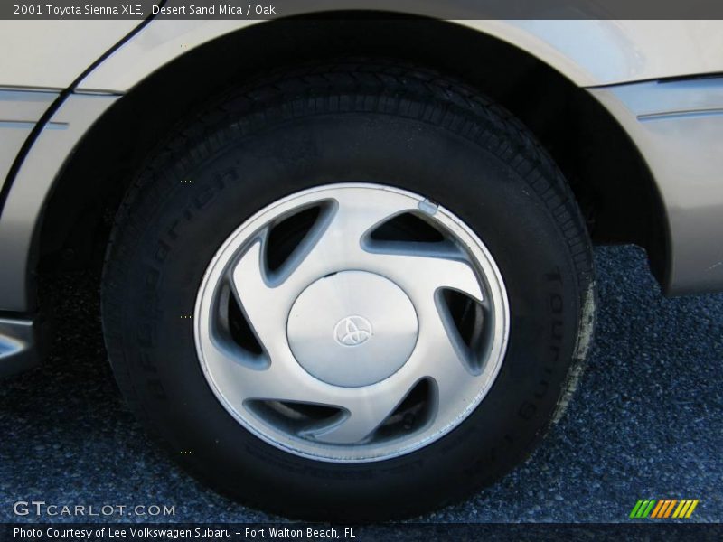 Desert Sand Mica / Oak 2001 Toyota Sienna XLE