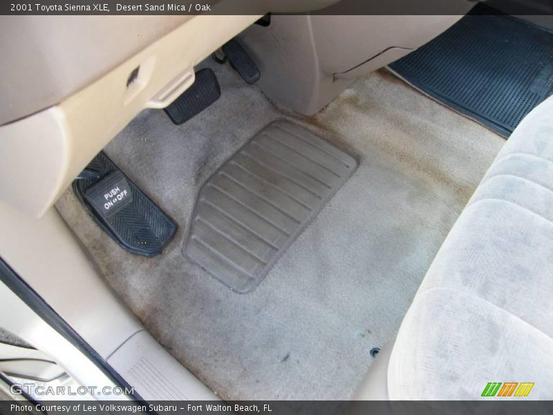 Desert Sand Mica / Oak 2001 Toyota Sienna XLE