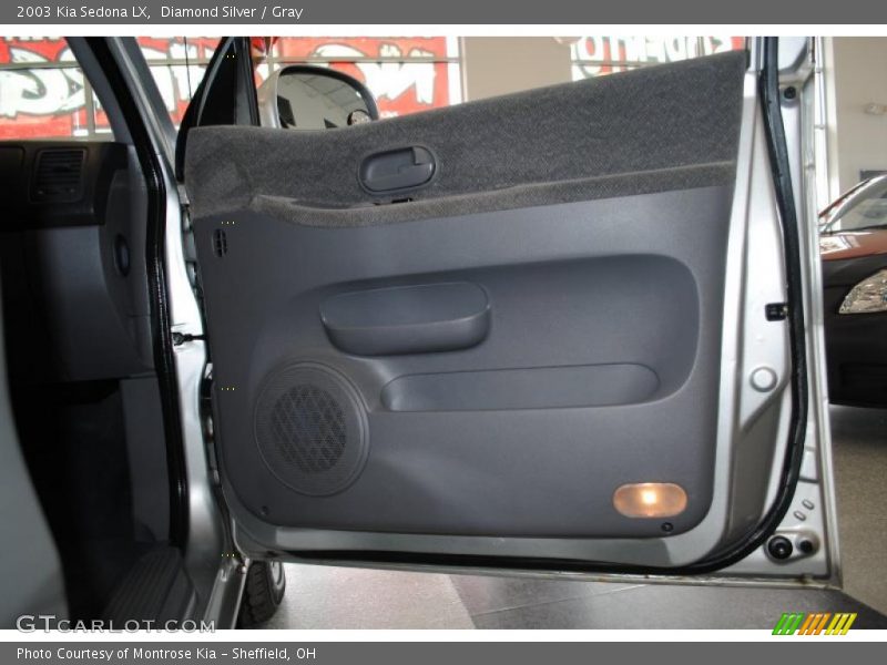 Diamond Silver / Gray 2003 Kia Sedona LX