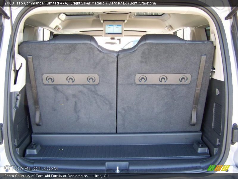 Bright Silver Metallic / Dark Khaki/Light Graystone 2008 Jeep Commander Limited 4x4