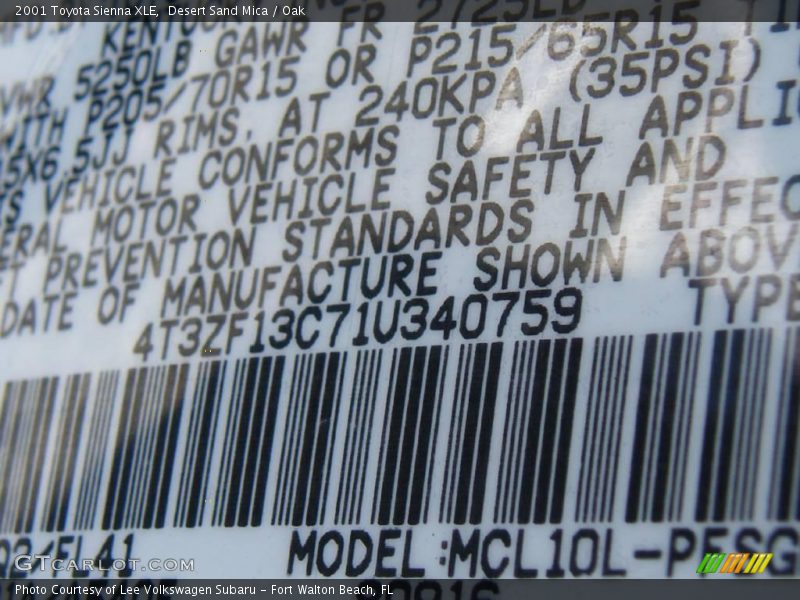Desert Sand Mica / Oak 2001 Toyota Sienna XLE
