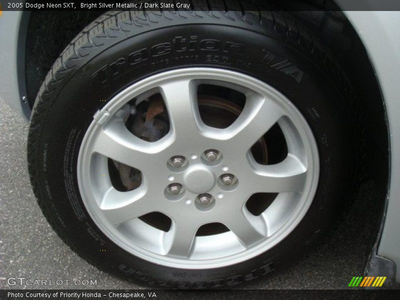 Bright Silver Metallic / Dark Slate Gray 2005 Dodge Neon SXT