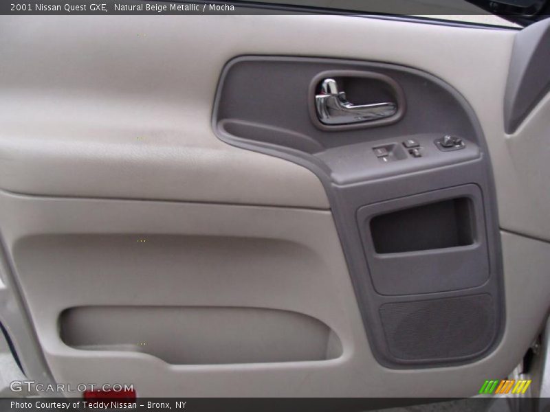 Natural Beige Metallic / Mocha 2001 Nissan Quest GXE