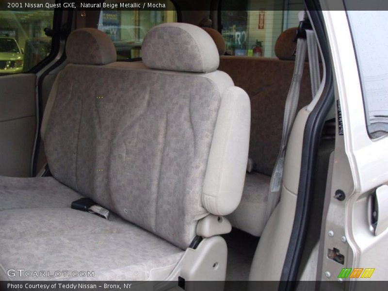 Natural Beige Metallic / Mocha 2001 Nissan Quest GXE