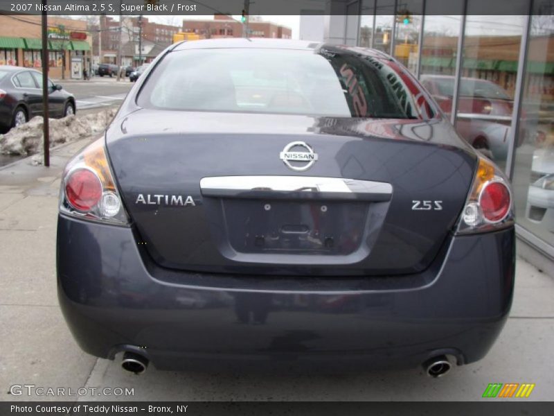 Super Black / Frost 2007 Nissan Altima 2.5 S