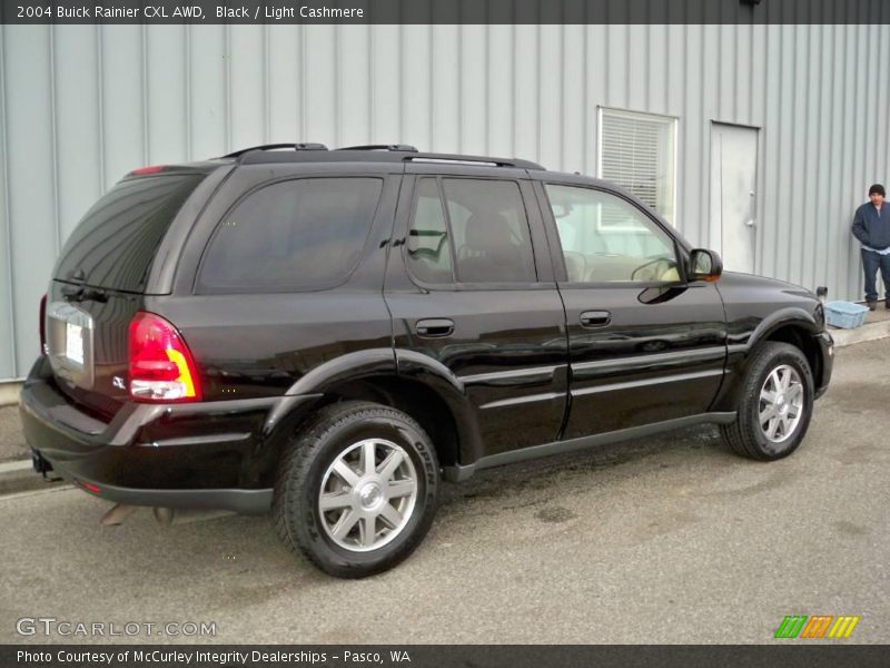 Black / Light Cashmere 2004 Buick Rainier CXL AWD