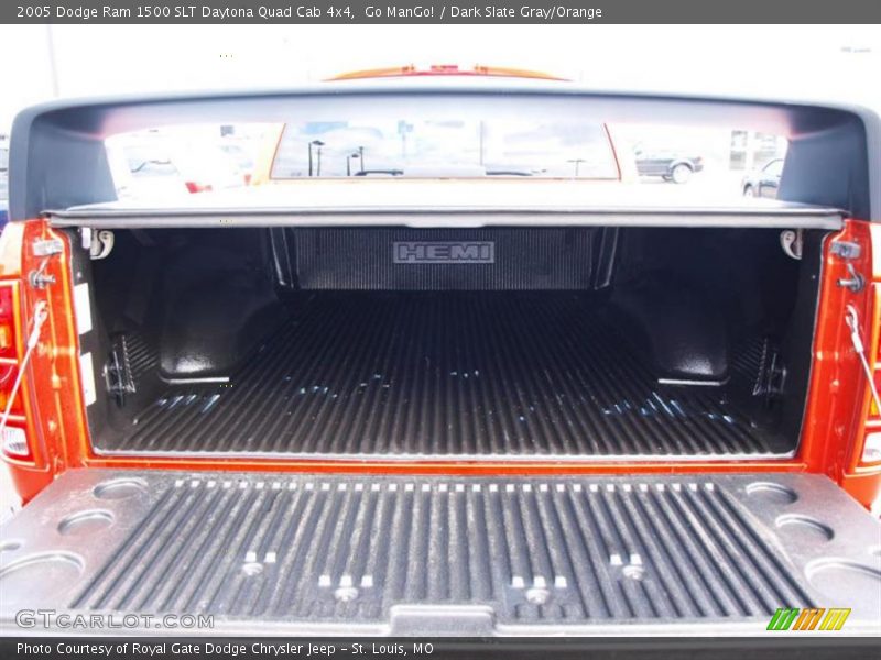 Go ManGo! / Dark Slate Gray/Orange 2005 Dodge Ram 1500 SLT Daytona Quad Cab 4x4