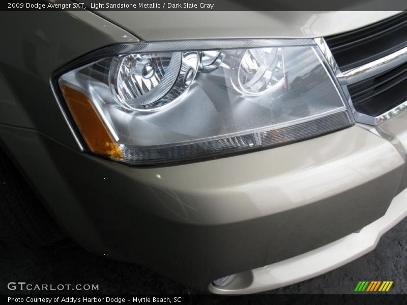 Light Sandstone Metallic / Dark Slate Gray 2009 Dodge Avenger SXT