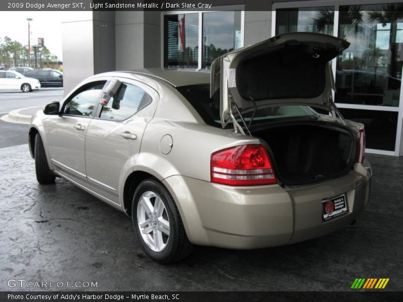 Light Sandstone Metallic / Dark Slate Gray 2009 Dodge Avenger SXT