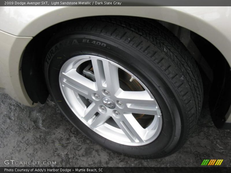 Light Sandstone Metallic / Dark Slate Gray 2009 Dodge Avenger SXT