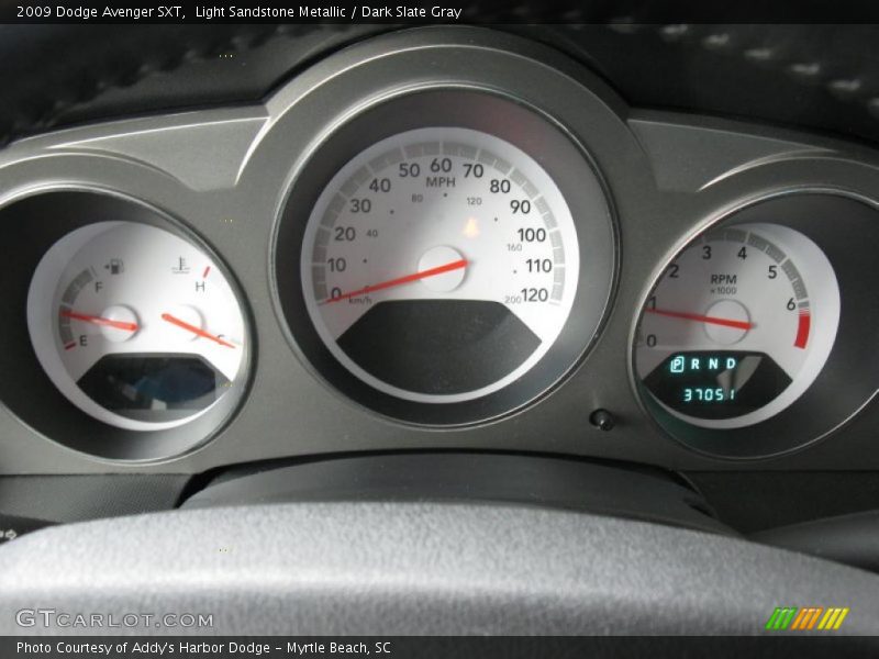 Light Sandstone Metallic / Dark Slate Gray 2009 Dodge Avenger SXT