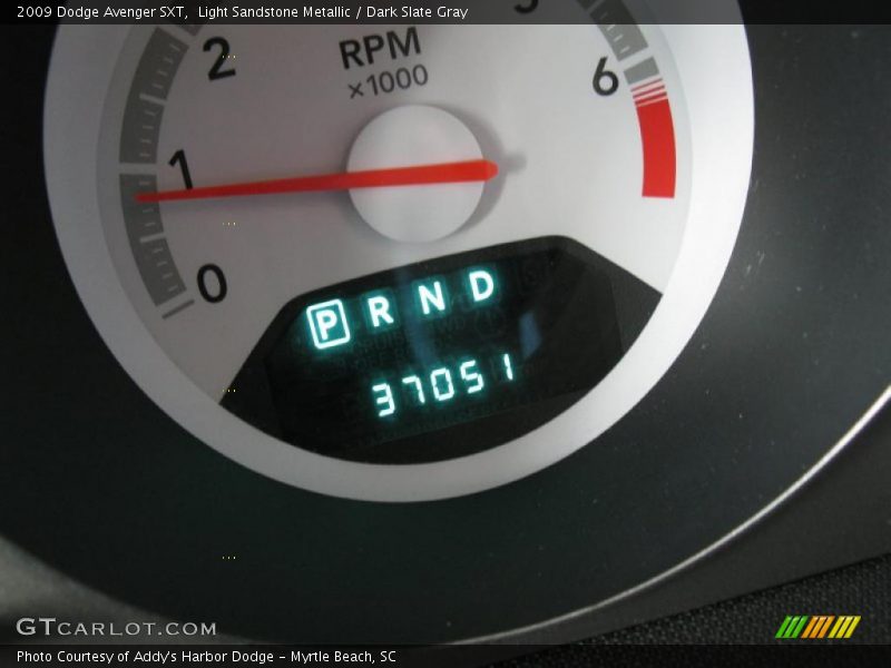 Light Sandstone Metallic / Dark Slate Gray 2009 Dodge Avenger SXT