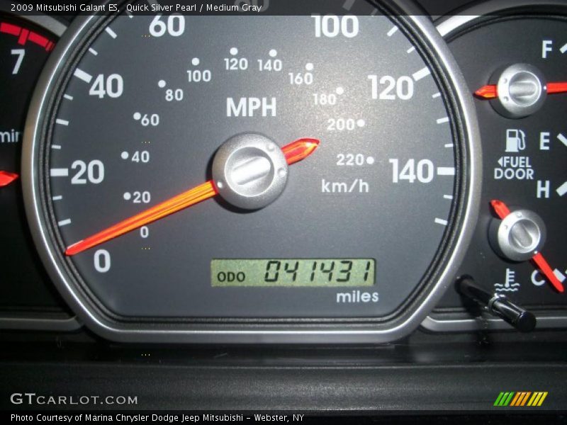 Quick Silver Pearl / Medium Gray 2009 Mitsubishi Galant ES