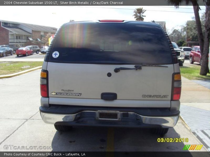 Silver Birch Metallic / Gray/Dark Charcoal 2004 Chevrolet Suburban 1500 LT