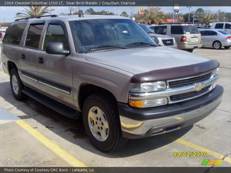 Silver Birch Metallic / Gray/Dark Charcoal 2004 Chevrolet Suburban 1500 LT