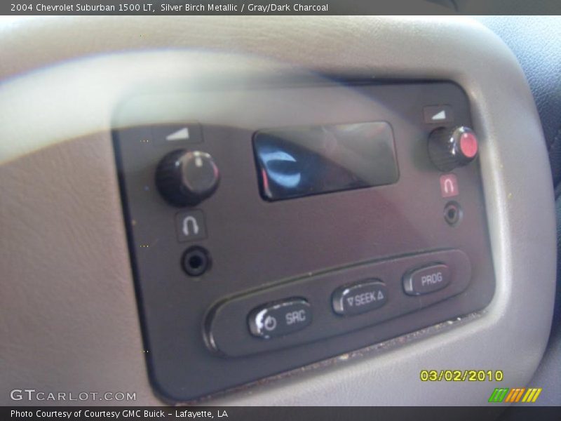 Silver Birch Metallic / Gray/Dark Charcoal 2004 Chevrolet Suburban 1500 LT