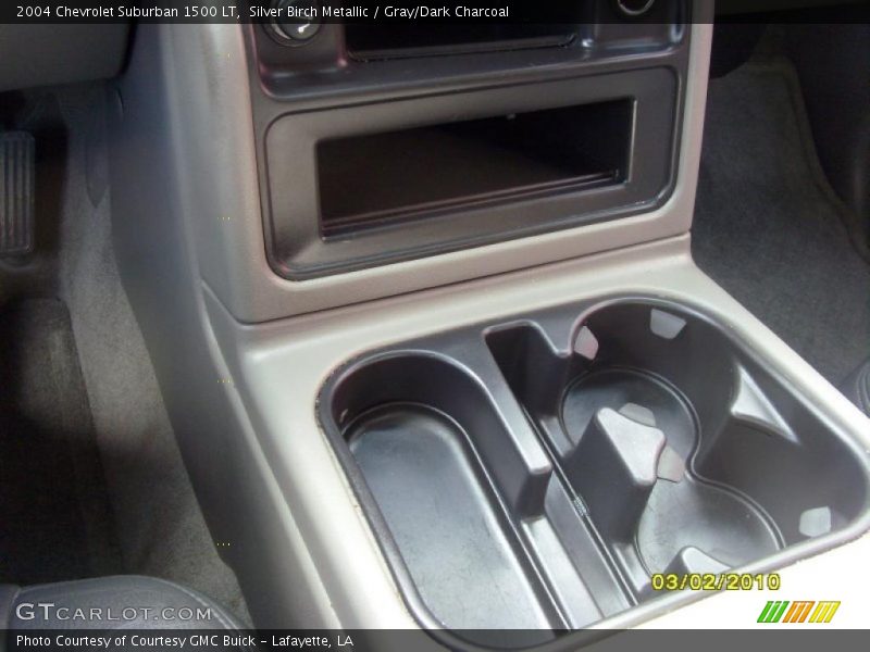 Silver Birch Metallic / Gray/Dark Charcoal 2004 Chevrolet Suburban 1500 LT