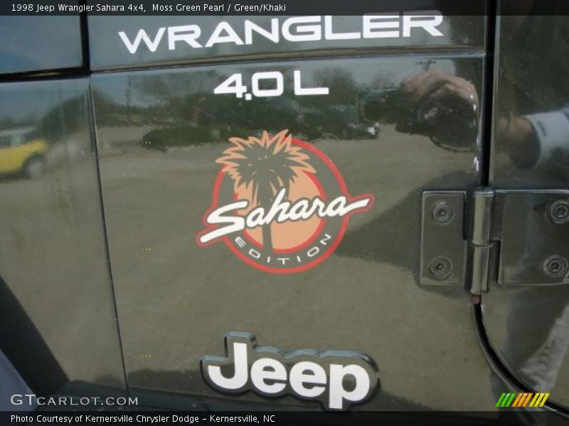 Moss Green Pearl / Green/Khaki 1998 Jeep Wrangler Sahara 4x4