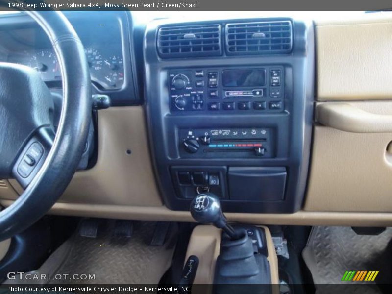 Moss Green Pearl / Green/Khaki 1998 Jeep Wrangler Sahara 4x4