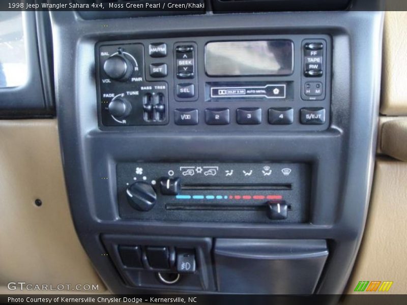 Moss Green Pearl / Green/Khaki 1998 Jeep Wrangler Sahara 4x4
