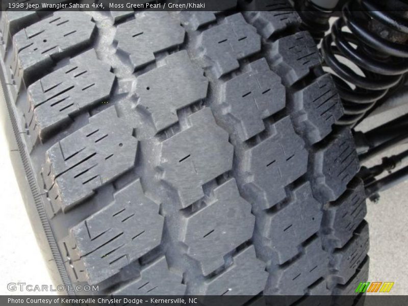 Moss Green Pearl / Green/Khaki 1998 Jeep Wrangler Sahara 4x4