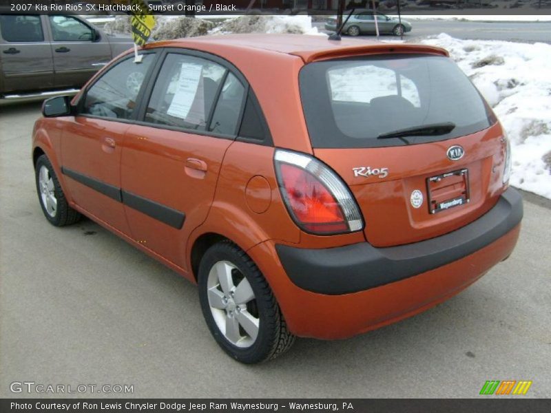 Sunset Orange / Black 2007 Kia Rio Rio5 SX Hatchback