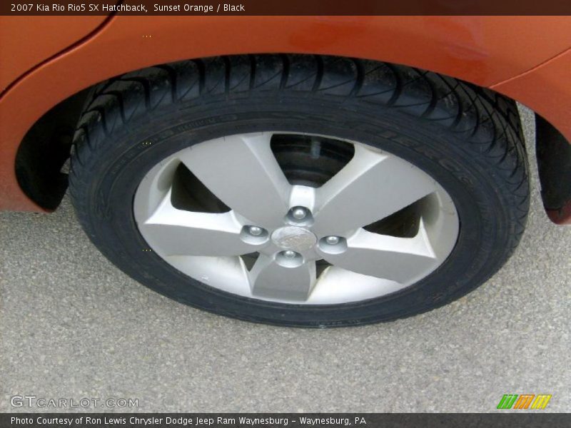 Sunset Orange / Black 2007 Kia Rio Rio5 SX Hatchback