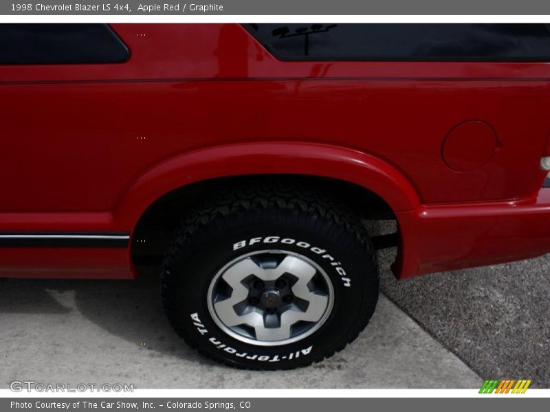 Apple Red / Graphite 1998 Chevrolet Blazer LS 4x4