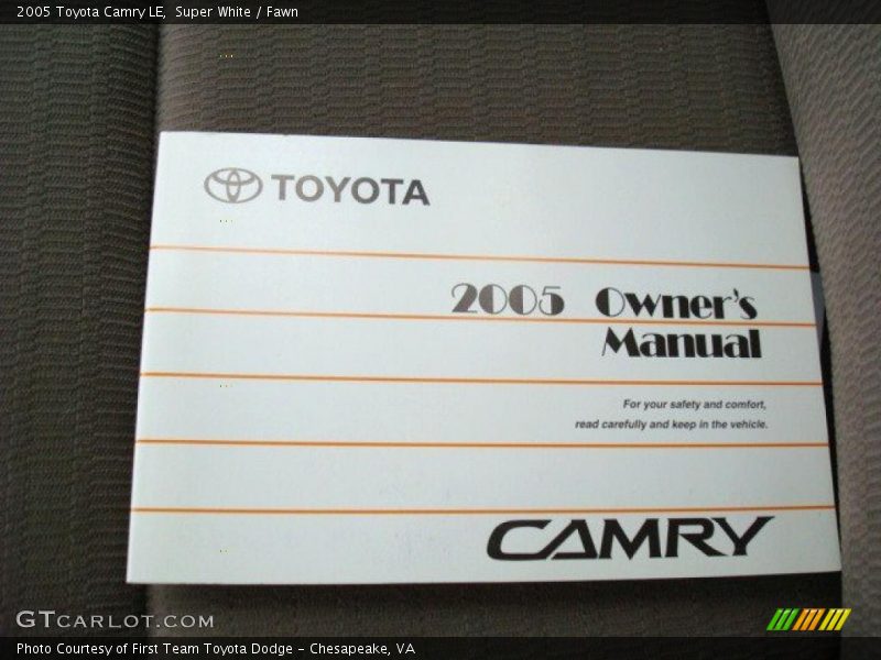 Super White / Fawn 2005 Toyota Camry LE