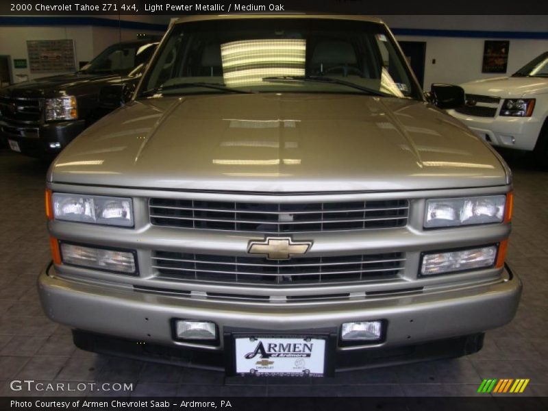 Light Pewter Metallic / Medium Oak 2000 Chevrolet Tahoe Z71 4x4