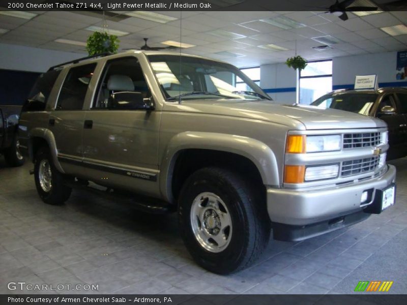 Light Pewter Metallic / Medium Oak 2000 Chevrolet Tahoe Z71 4x4