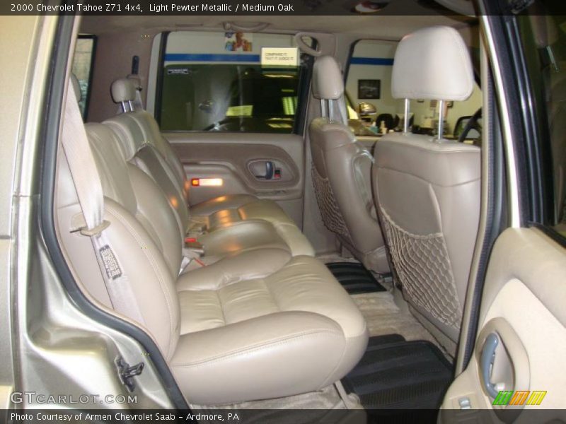 Light Pewter Metallic / Medium Oak 2000 Chevrolet Tahoe Z71 4x4