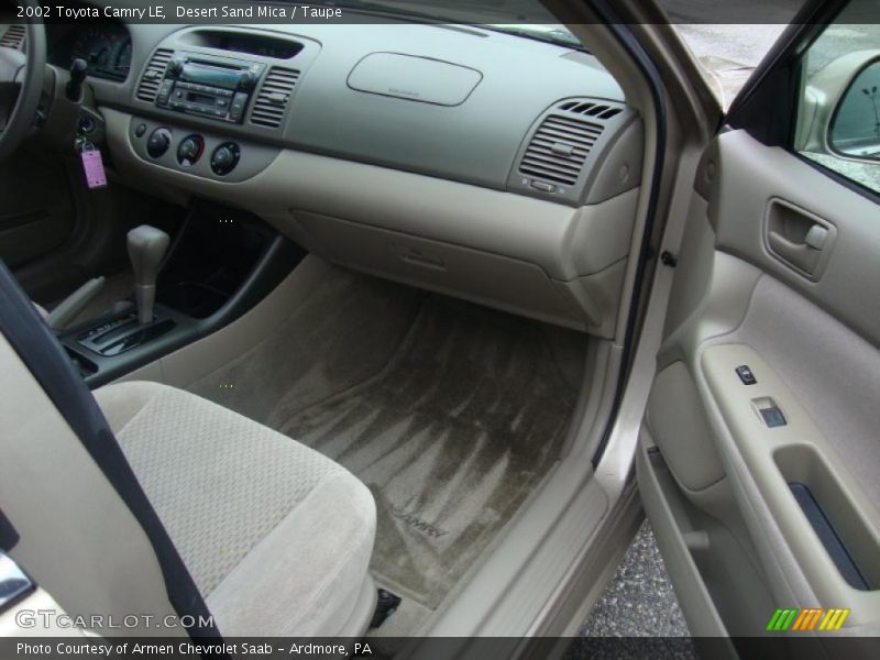 Desert Sand Mica / Taupe 2002 Toyota Camry LE