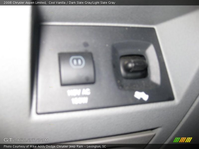 Cool Vanilla / Dark Slate Gray/Light Slate Gray 2008 Chrysler Aspen Limited