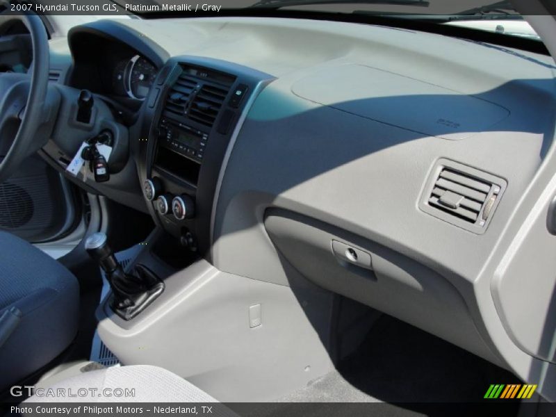 Platinum Metallic / Gray 2007 Hyundai Tucson GLS